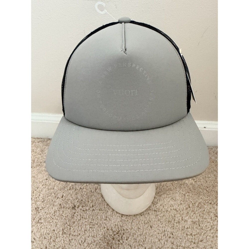 NWT Vuori Gray/Black Mesh  Snapback Premium Foam Trucker Performance Hat Cap New